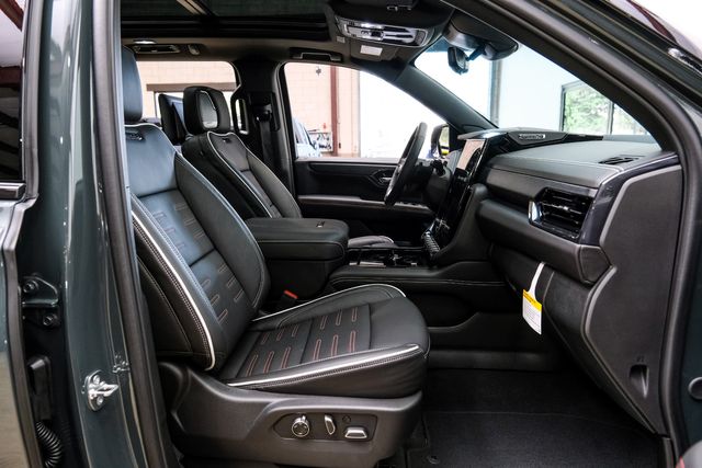 2025 GMC Yukon XL AT4 Ultimate ,4WD,LIFTED,22" VOSSENS,DVD,DIESEL | Carrollton, TX | Texas Vehicle Exchange