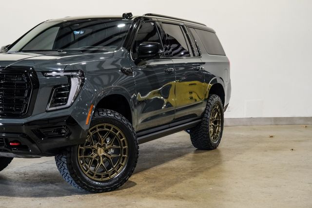 2025 GMC Yukon XL AT4 Ultimate ,4WD,LIFTED,22" VOSSENS,DVD,DIESEL | Carrollton, TX | Texas Vehicle Exchange