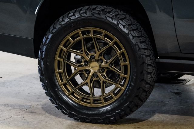 2025 GMC Yukon XL AT4 Ultimate ,4WD,LIFTED,22" VOSSENS,DVD,DIESEL | Carrollton, TX | Texas Vehicle Exchange 2025 GMC Yukon XL AT4 Ultimate ,4WD,LIFTED,22" VOSSENS,DVD,DIESEL | Carrollton, TX | Texas Vehicle Exchange