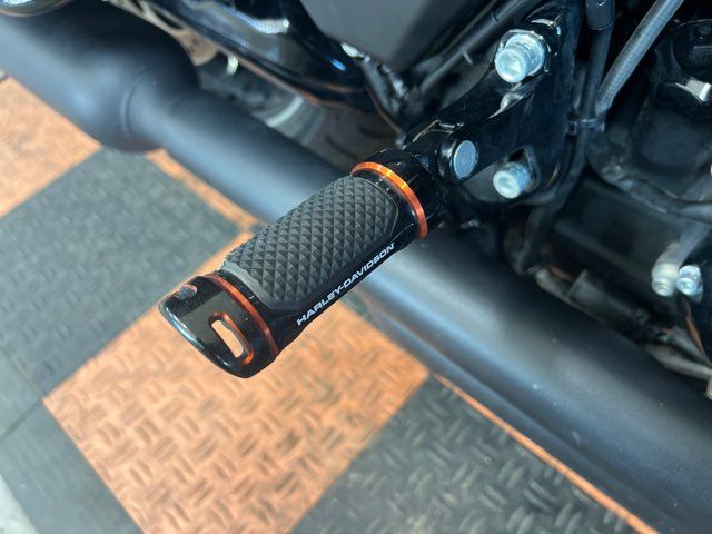 2025 Harley-Davidson Road Glide Base