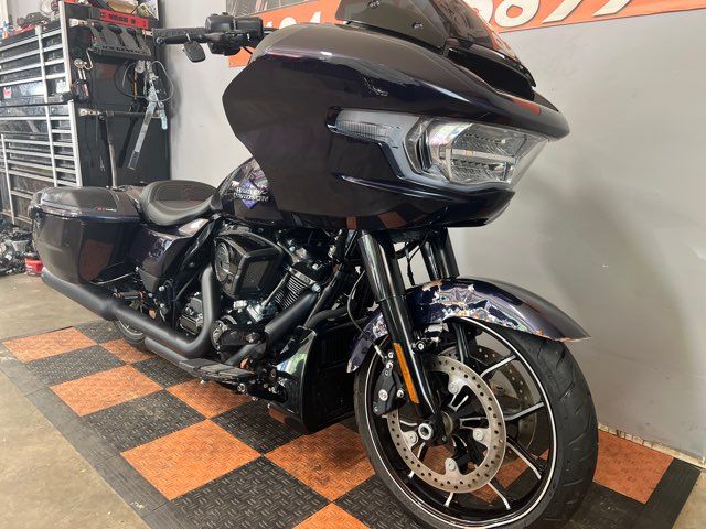 2025 Harley-Davidson Road Glide Base