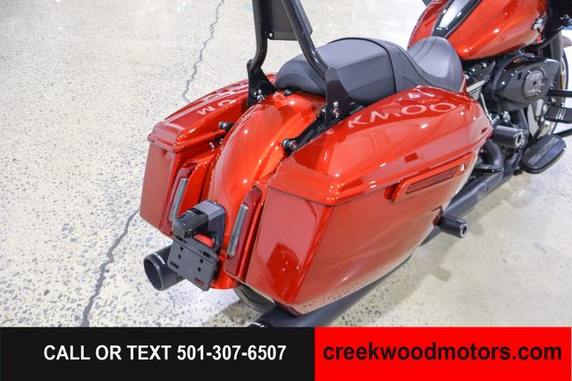 2025 Harley-Davidson Road Glide 117 Cruiser Touring Low Miles 1 Owner Bags Radio 2025 Harley-Davidson Road Glide 117 Cruiser Touring Low Miles 1 Owner Bags Radio