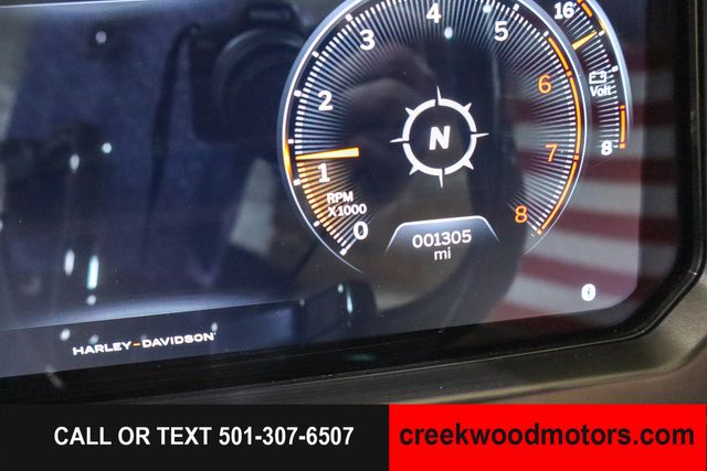 2025 Harley-Davidson Road Glide 117 Cruiser Touring Low Miles 1 Owner Bags Radio 2025 Harley-Davidson Road Glide 117 Cruiser Touring Low Miles 1 Owner Bags Radio