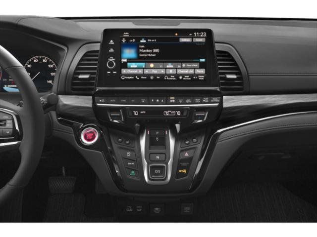 2025 Honda Odyssey Elite Leather Trimmed Seats with Piping  3rd row Heated and Ventilated Seats
