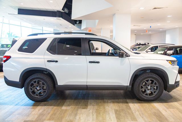 2025 Honda Pilot 4WD TrailSport  3RD ROW