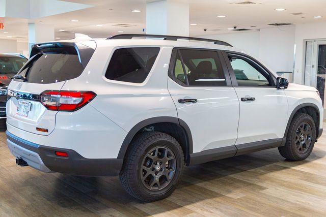 2025 Honda Pilot 4WD TrailSport  3RD ROW