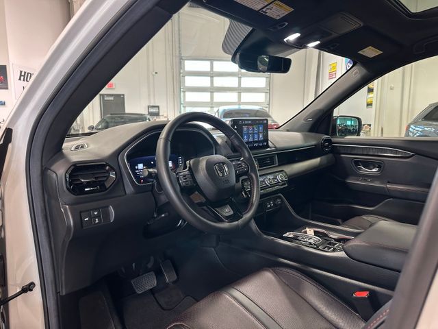 2025 Honda Pilot Black Edition | Irving, Texas | Hopper Motorplex