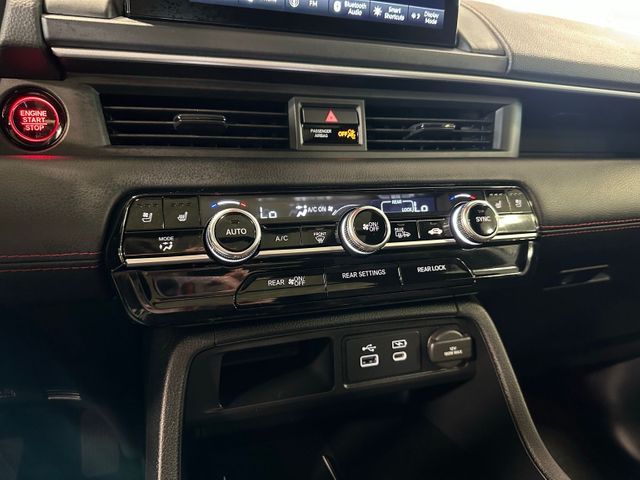 2025 Honda Pilot Black Edition | Irving, Texas | Hopper Motorplex