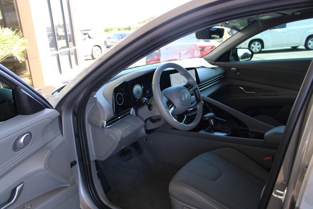 2025 Hyundai ELANTRA SEL Convenience | Bullhead City, AZ | Automobile Consulting Services 2025 Hyundai ELANTRA SEL Convenience | Bullhead City, AZ | Automobile Consulting Services