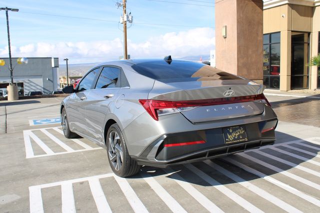 2025 Hyundai ELANTRA SEL Convenience | Bullhead City, AZ | Automobile Consulting Services 2025 Hyundai ELANTRA SEL Convenience | Bullhead City, AZ | Automobile Consulting Services