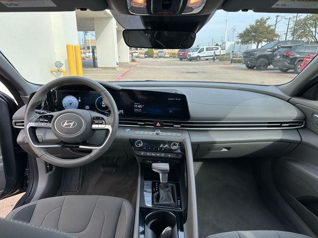 2025 Hyundai Elantra SEL Convenience | Irving, Texas | Hopper Motorplex 2025 Hyundai Elantra SEL Convenience | Irving, Texas | Hopper Motorplex
