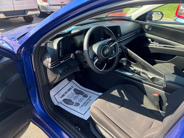 2025 Hyundai ELANTRA SE | Ontario, OH | New Haven Auto Sales