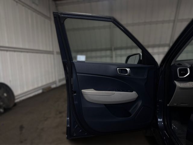 2025 Hyundai VENUE SEL | Houston, TX | Texas Star Motors 2025 Hyundai VENUE SEL | Houston, TX | Texas Star Motors