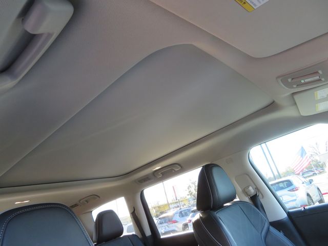 2025 INFINITI QX80 LUXE