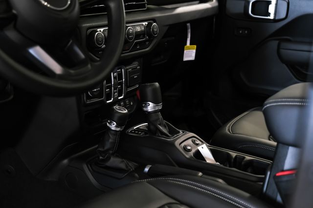 2025 Jeep Gladiator NightHawk 4X4 DUPONT KEVLAR,LIFTED, BUMPERS, LED'S | Carrollton, TX | Texas Vehicle Exchange 2025 Jeep Gladiator NightHawk 4X4 DUPONT KEVLAR,LIFTED, BUMPERS, LED'S | Carrollton, TX | Texas Vehicle Exchange