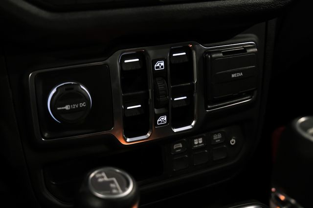 2025 Jeep Gladiator NightHawk 4X4 DUPONT KEVLAR,LIFTED, BUMPERS, LED'S | Carrollton, TX | Texas Vehicle Exchange 2025 Jeep Gladiator NightHawk 4X4 DUPONT KEVLAR,LIFTED, BUMPERS, LED'S | Carrollton, TX | Texas Vehicle Exchange