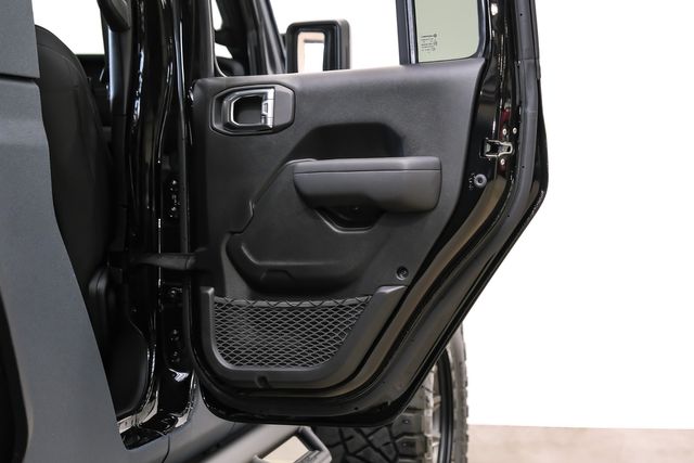 2025 Jeep Gladiator NightHawk 4X4 DUPONT KEVLAR,LIFTED, BUMPERS, LED'S | Carrollton, TX | psv5 DEMO - Texas Vehicle Exchange 2025 Jeep Gladiator NightHawk 4X4 DUPONT KEVLAR,LIFTED, BUMPERS, LED'S | Carrollton, TX | psv5 DEMO - Texas Vehicle Exchange