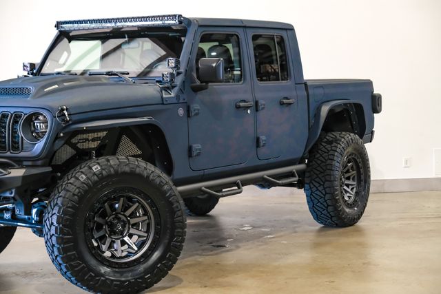 2025 Jeep Gladiator NightHawk 4X4 DUPONT KEVLAR,LIFTED, BUMPERS, LED'S | Carrollton, TX | psv5 DEMO - Texas Vehicle Exchange 2025 Jeep Gladiator NightHawk 4X4 DUPONT KEVLAR,LIFTED, BUMPERS, LED'S | Carrollton, TX | psv5 DEMO - Texas Vehicle Exchange