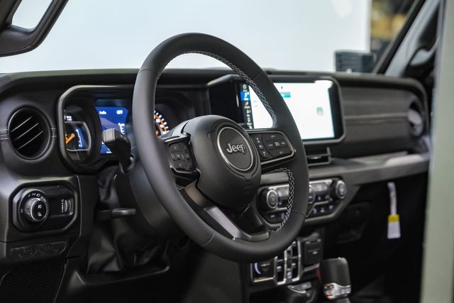 2025 Jeep Gladiator Sport S 4X4 DUPONT KEVLAR,LIFTED,BUMPERS,LED'S,NAV | Carrollton, TX | Texas Vehicle Exchange 2025 Jeep Gladiator Sport S 4X4 DUPONT KEVLAR,LIFTED,BUMPERS,LED'S,NAV | Carrollton, TX | Texas Vehicle Exchange