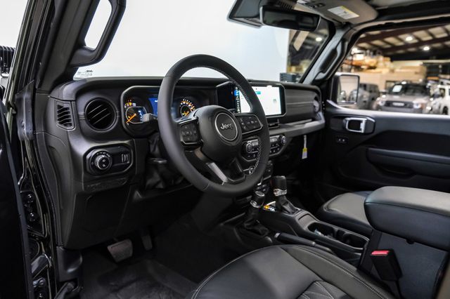 2025 Jeep Gladiator Sport S 4X4 DUPONT KEVLAR,LIFTED,BUMPERS,LED'S,NAV | Carrollton, TX | Texas Vehicle Exchange 2025 Jeep Gladiator Sport S 4X4 DUPONT KEVLAR,LIFTED,BUMPERS,LED'S,NAV | Carrollton, TX | Texas Vehicle Exchange