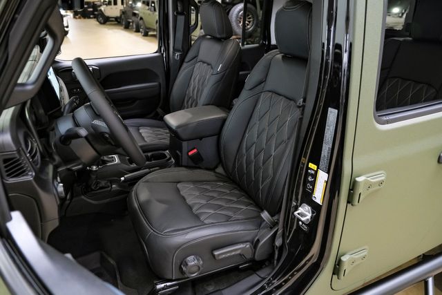 2025 Jeep Gladiator Sport S 4X4 DUPONT KEVLAR,LIFTED,BUMPERS,LED'S,NAV | Carrollton, TX | Texas Vehicle Exchange 2025 Jeep Gladiator Sport S 4X4 DUPONT KEVLAR,LIFTED,BUMPERS,LED'S,NAV | Carrollton, TX | Texas Vehicle Exchange