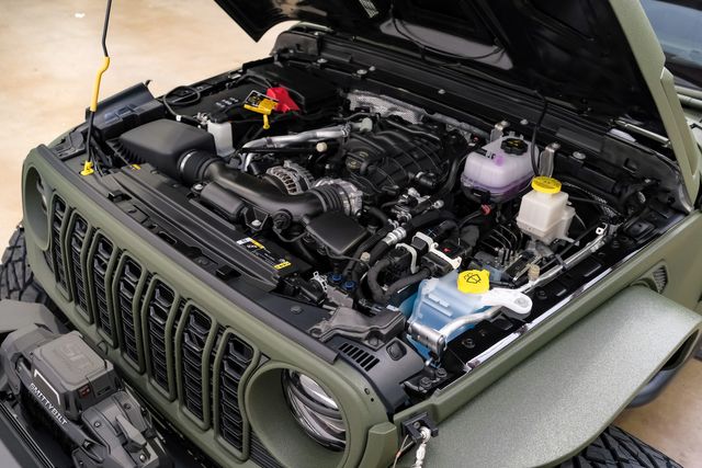 2025 Jeep Gladiator Sport S 4X4 DUPONT KEVLAR,LIFTED,BUMPERS,LED'S,NAV | Carrollton, TX | Texas Vehicle Exchange 2025 Jeep Gladiator Sport S 4X4 DUPONT KEVLAR,LIFTED,BUMPERS,LED'S,NAV | Carrollton, TX | Texas Vehicle Exchange