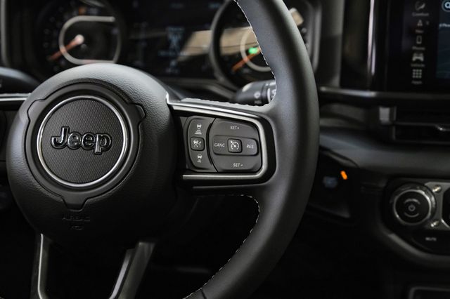 2025 Jeep Gladiator Rubicon 4X4 DUPONT KEVLAR,LIFTED,BUMPERS,LED'S,NAV | Carrollton, TX | Texas Vehicle Exchange 2025 Jeep Gladiator Rubicon 4X4 DUPONT KEVLAR,LIFTED,BUMPERS,LED'S,NAV | Carrollton, TX | Texas Vehicle Exchange