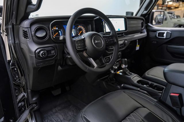 2025 Jeep Gladiator Rubicon 4X4 DUPONT KEVLAR,LIFTED,BUMPERS,LED'S,NAV | Carrollton, TX | Texas Vehicle Exchange 2025 Jeep Gladiator Rubicon 4X4 DUPONT KEVLAR,LIFTED,BUMPERS,LED'S,NAV | Carrollton, TX | Texas Vehicle Exchange