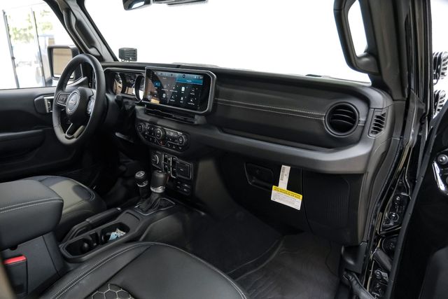 2025 Jeep Gladiator Sport S 4X4 DUPONT KEVLAR,LIFTED,BUMPERS,LED,NAV | Carrollton, TX | Texas Vehicle Exchange 2025 Jeep Gladiator Sport S 4X4 DUPONT KEVLAR,LIFTED,BUMPERS,LED,NAV | Carrollton, TX | Texas Vehicle Exchange