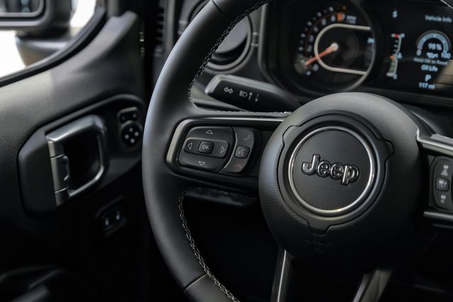 2025 Jeep Gladiator Sport S 4X4 DUPONT KEVLAR,LIFTED,BUMPERS,LED,NAV | Carrollton, TX | Texas Vehicle Exchange 2025 Jeep Gladiator Sport S 4X4 DUPONT KEVLAR,LIFTED,BUMPERS,LED,NAV | Carrollton, TX | Texas Vehicle Exchange