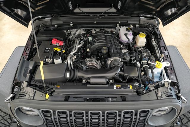 2025 Jeep Gladiator Sport S 4X4 DUPONT KEVLAR,LIFTED,BUMPERS,LED,NAV | Carrollton, TX | Texas Vehicle Exchange 2025 Jeep Gladiator Sport S 4X4 DUPONT KEVLAR,LIFTED,BUMPERS,LED,NAV | Carrollton, TX | Texas Vehicle Exchange