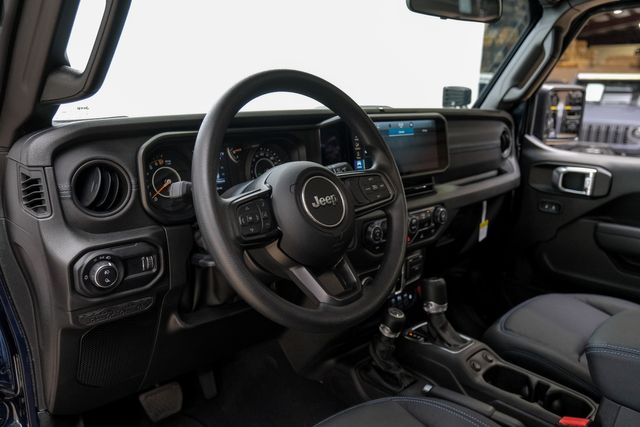 2025 Jeep Gladiator NightHawk 4X4 FATHOM BLUE LIFTED, BUMPERS, LED'S | Carrollton, TX | Texas Vehicle Exchange 2025 Jeep Gladiator NightHawk 4X4 FATHOM BLUE LIFTED, BUMPERS, LED'S | Carrollton, TX | Texas Vehicle Exchange