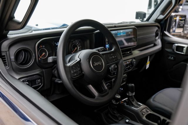 2025 Jeep Gladiator NightHawk 4X4 FATHOM BLUE LIFTED, BUMPERS, LED'S | Carrollton, TX | Texas Vehicle Exchange 2025 Jeep Gladiator NightHawk 4X4 FATHOM BLUE LIFTED, BUMPERS, LED'S | Carrollton, TX | Texas Vehicle Exchange