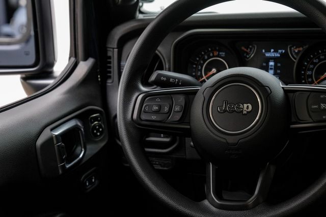 2025 Jeep Gladiator NightHawk 4X4 FATHOM BLUE LIFTED, BUMPERS, LED'S | Carrollton, TX | Texas Vehicle Exchange 2025 Jeep Gladiator NightHawk 4X4 FATHOM BLUE LIFTED, BUMPERS, LED'S | Carrollton, TX | Texas Vehicle Exchange