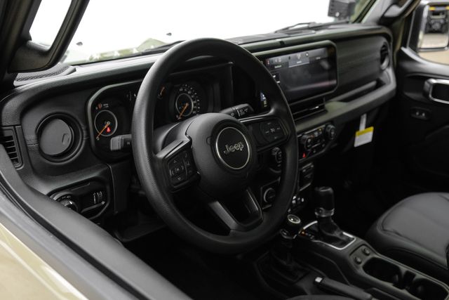 2025 Jeep Gladiator NightHawk 4X4 '41, LIFTED, BUMPERS, LED'S | Carrollton, TX | Texas Vehicle Exchange 2025 Jeep Gladiator NightHawk 4X4 '41, LIFTED, BUMPERS, LED'S | Carrollton, TX | Texas Vehicle Exchange