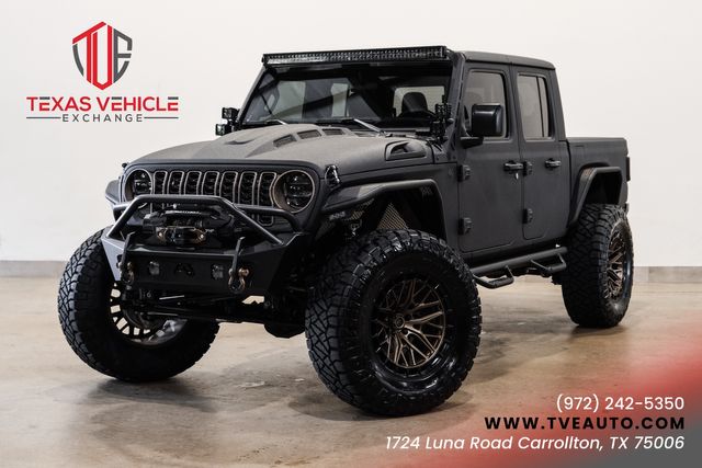 2025 Jeep Gladiator NightHawk 4X4 DUPONT KEVLAR,LIFTED, BUMPERS, LED'S | Carrollton, TX | Texas Vehicle Exchange