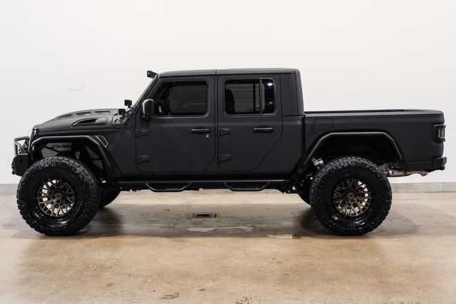 2025 Jeep Gladiator NightHawk 4X4 DUPONT KEVLAR,LIFTED, BUMPERS, LED'S | Carrollton, TX | Texas Vehicle Exchange 2025 Jeep Gladiator NightHawk 4X4 DUPONT KEVLAR,LIFTED, BUMPERS, LED'S | Carrollton, TX | Texas Vehicle Exchange