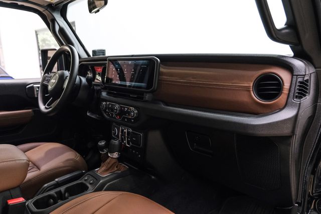 2025 Jeep Gladiator NightHawk 4X4 DUPONT KEVLAR,LIFTED, BUMPERS, LED'S | Carrollton, TX | Texas Vehicle Exchange