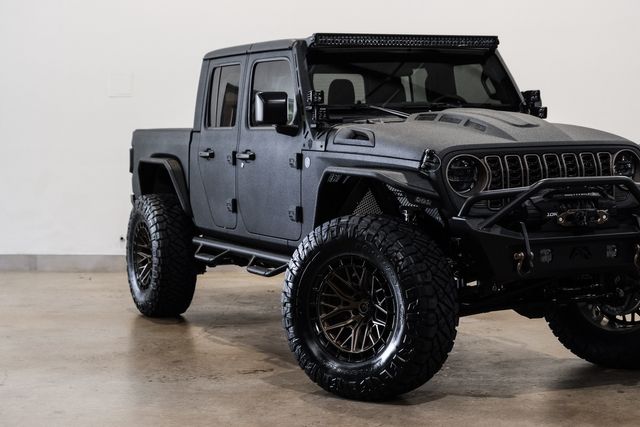 2025 Jeep Gladiator NightHawk 4X4 DUPONT KEVLAR,LIFTED, BUMPERS, LED'S | Carrollton, TX | Texas Vehicle Exchange 2025 Jeep Gladiator NightHawk 4X4 DUPONT KEVLAR,LIFTED, BUMPERS, LED'S | Carrollton, TX | Texas Vehicle Exchange