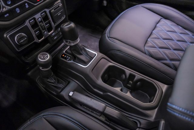 2025 Jeep Gladiator Sport S 4X4 DUPONT KEVLAR,LIFTED,BUMPERS,LED'S,NAV | Carrollton, TX | Texas Vehicle Exchange 2025 Jeep Gladiator Sport S 4X4 DUPONT KEVLAR,LIFTED,BUMPERS,LED'S,NAV | Carrollton, TX | Texas Vehicle Exchange