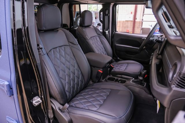 2025 Jeep Gladiator Sport S 4X4 DUPONT KEVLAR,LIFTED,BUMPERS,LED'S,NAV | Carrollton, TX | Texas Vehicle Exchange 2025 Jeep Gladiator Sport S 4X4 DUPONT KEVLAR,LIFTED,BUMPERS,LED'S,NAV | Carrollton, TX | Texas Vehicle Exchange