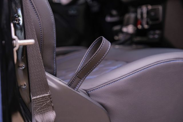 2025 Jeep Gladiator Sport S 4X4 DUPONT KEVLAR,LIFTED,BUMPERS,LED'S,NAV | Carrollton, TX | Texas Vehicle Exchange 2025 Jeep Gladiator Sport S 4X4 DUPONT KEVLAR,LIFTED,BUMPERS,LED'S,NAV | Carrollton, TX | Texas Vehicle Exchange