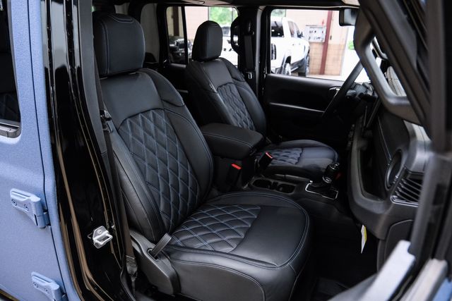 2025 Jeep Gladiator Sport S 4X4 DUPONT KEVLAR,LIFTED,BUMPERS,LED'S,NAV | Carrollton, TX | Texas Vehicle Exchange 2025 Jeep Gladiator Sport S 4X4 DUPONT KEVLAR,LIFTED,BUMPERS,LED'S,NAV | Carrollton, TX | Texas Vehicle Exchange