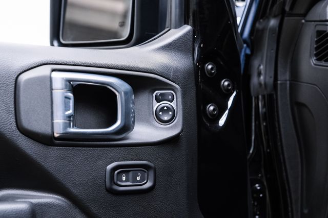 2025 Jeep Gladiator Sport S 4X4 DUPONT KEVLAR,LIFTED,BUMPERS,LED'S,NAV | Carrollton, TX | Texas Vehicle Exchange 2025 Jeep Gladiator Sport S 4X4 DUPONT KEVLAR,LIFTED,BUMPERS,LED'S,NAV | Carrollton, TX | Texas Vehicle Exchange