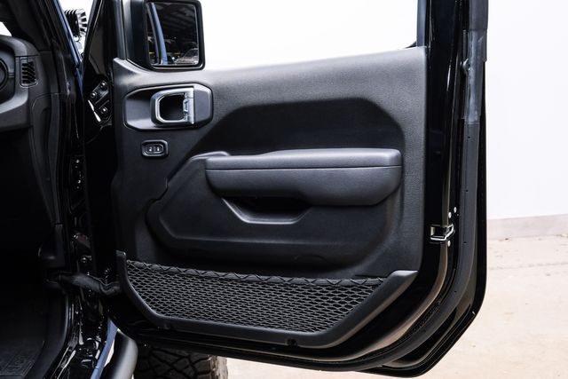 2025 Jeep Gladiator Sport S 4X4 DUPONT KEVLAR,LIFTED,BUMPERS,LED'S,NAV | Carrollton, TX | Texas Vehicle Exchange 2025 Jeep Gladiator Sport S 4X4 DUPONT KEVLAR,LIFTED,BUMPERS,LED'S,NAV | Carrollton, TX | Texas Vehicle Exchange