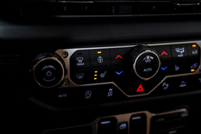 2025 Jeep Gladiator Rubicon V8 HEMI 4X4 DUPONT KEVLAR,LIFTED,BUMPERS | Carrollton, TX | Texas Vehicle Exchange 2025 Jeep Gladiator Rubicon V8 HEMI 4X4 DUPONT KEVLAR,LIFTED,BUMPERS | Carrollton, TX | Texas Vehicle Exchange