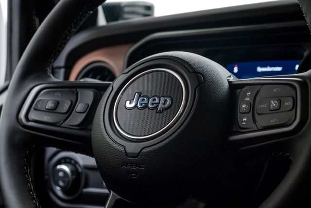 2025 Jeep Gladiator Rubicon 4X4 DUPONT KEVLAR, LIFTED BUMPERS ,LED | Carrollton, TX | Texas Vehicle Exchange 2025 Jeep Gladiator Rubicon 4X4 DUPONT KEVLAR, LIFTED BUMPERS ,LED | Carrollton, TX | Texas Vehicle Exchange