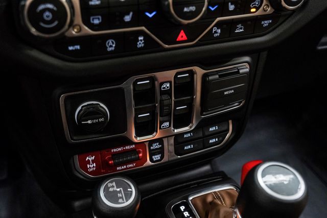 2025 Jeep Gladiator Rubicon 4X4 DUPONT KEVLAR, LIFTED BUMPERS ,LED | Carrollton, TX | Texas Vehicle Exchange 2025 Jeep Gladiator Rubicon 4X4 DUPONT KEVLAR, LIFTED BUMPERS ,LED | Carrollton, TX | Texas Vehicle Exchange