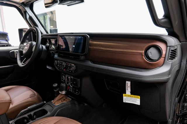 2025 Jeep Gladiator Rubicon 4X4 DUPONT KEVLAR, LIFTED BUMPERS ,LED | Carrollton, TX | Texas Vehicle Exchange