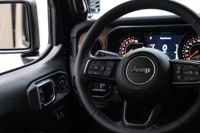 2025 Jeep Gladiator Rubicon V8 HEMI 4X4 DUPONT KEVLAR,LIFTED,BUMPERS | Carrollton, TX | Texas Vehicle Exchange 2025 Jeep Gladiator Rubicon V8 HEMI 4X4 DUPONT KEVLAR,LIFTED,BUMPERS | Carrollton, TX | Texas Vehicle Exchange